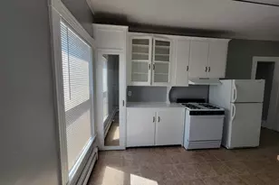 172 Nesmith St, Lowell, MA 01852 - Photo 4
