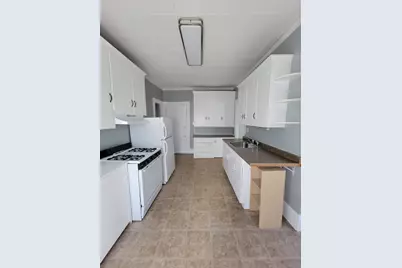 172 Nesmith St #3, Lowell, MA 01852 - Photo 6