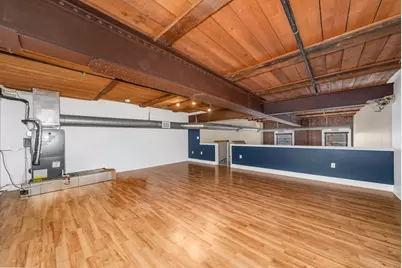 10 Kearney Sq #307, Lowell, MA 01852 - Photo 8