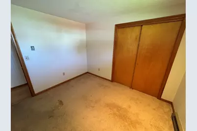 50 Van Horn St, Chicopee, MA 01013 - Photo 16