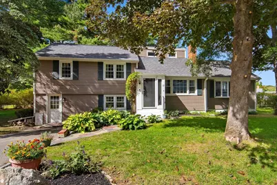 17 Rich Rd, Woburn, MA 01801 - Photo 2