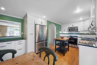 17 Rich Rd, Woburn, MA 01801 - Photo 8