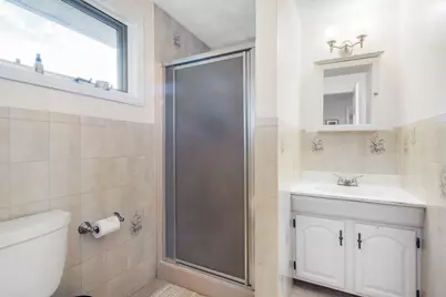 17 Rich Rd, Woburn, MA 01801 - Photo 12