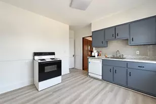 2 Laban Pratt Rd, Boston, MA 02122 - Photo 2