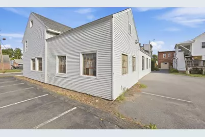 6 Clinton Ave, Westfield, MA 01085 - Photo 4