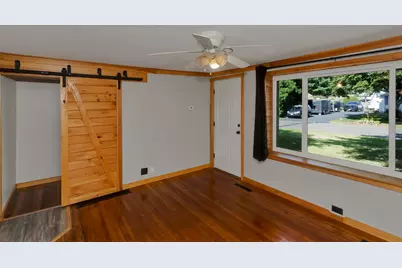 3 Field St, Southwick, MA 01077 - Photo 12