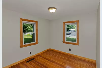 3 Field St, Southwick, MA 01077 - Photo 14