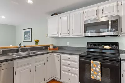 41 Mitchell Grant Way #41, Bedford, MA 01730 - Photo 10