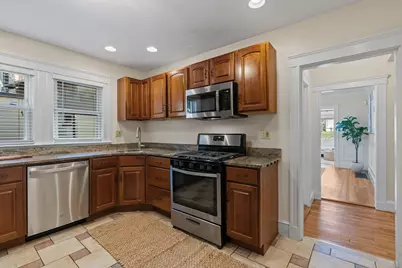 88-90 Auburn St #90, Newton, MA 02466 - Photo 14