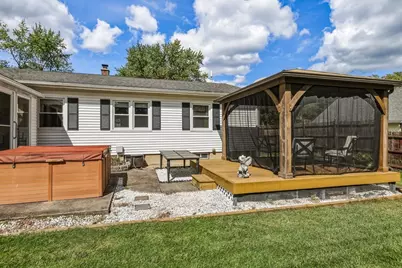 15 Somerset St, East Longmeadow, MA 01028 - Photo 6