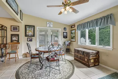 15 Somerset St, East Longmeadow, MA 01028 - Photo 14