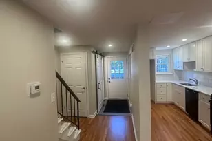 71 Florence St, Hudson, MA 01749 - Photo 6