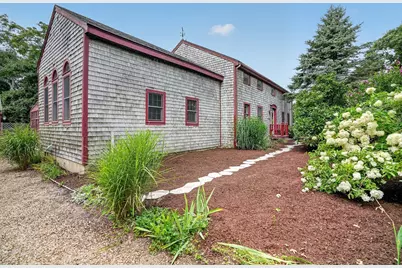 32 Norton Orchard Rd, Edgartown, MA 02539 - Photo 4