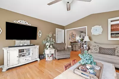 36 Decorie Dr, Wilbraham, MA 01095 - Photo 14