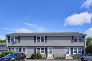 270 Sunderland Rd, Worcester, MA 01604 - Photo 2
