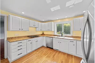 10 Cottonwood Court, Hanson, MA 02341 - Photo 6