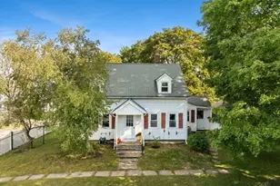 24 School St, Walpole, MA 02081 - Photo 2