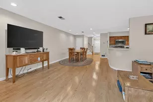 18 Indian Hill Ln, Salem, MA 01970 - Photo 8