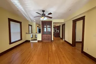 32 Woodbine St, Worcester, MA 01603 - Photo 8