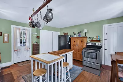 260 Pleasant St, Barre, MA 01005 - Photo 4