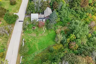 260 Pleasant St, Barre, MA 01005 - Photo 36