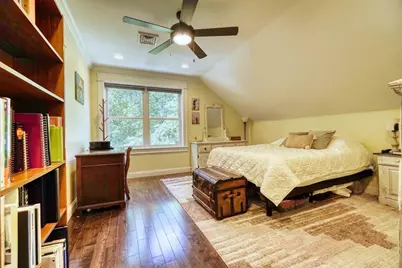 35 Nightingale St, Fall River, MA 02721 - Photo 18