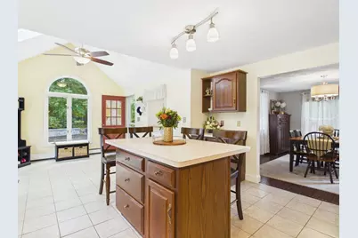 172 Landry Ave, North Attleboro, MA 02760 - Photo 12