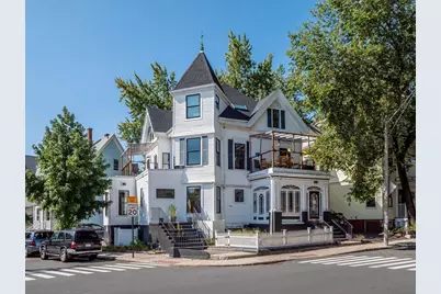 390 Medford St #1A, Somerville, MA 02145 - Photo 1
