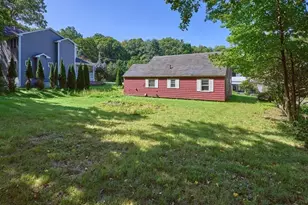 11 West St, Grafton, MA 01519 - Photo 6
