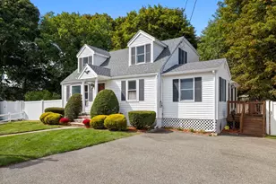 3 Lantern Ln, Woburn, MA 01801 - Photo 1
