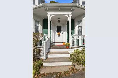 16 Churchill Place, Lynn, MA 01902 - Photo 4