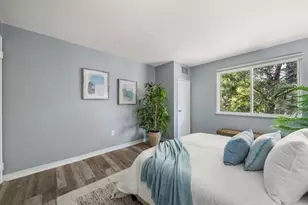 8 Post Oak Ln, Natick, MA 01760 - Photo 20