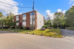 75 Colonel Bell Dr, Brockton, MA 02301 - Photo 16