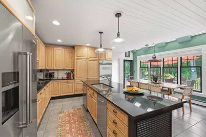 18 Village Green Ln, Holden, MA 01520 - Photo 14