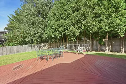 105 Edward St, Agawam, MA 01001 - Photo 6