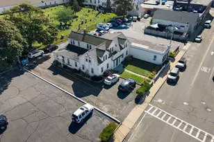 28 Barnstable Rd, Barnstable, MA 02601 - Photo 2