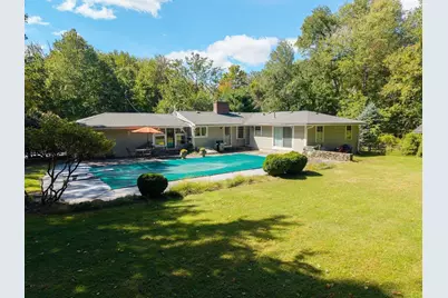 102 Hunting Lane, Sherborn, MA 01770 - Photo 4