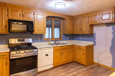 15 Hannan Ridge Rd, Haverhill, MA 01832 - Photo 12