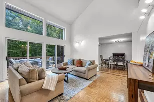 72 Mountain View Dr, Belchertown, MA 01007 - Photo 10
