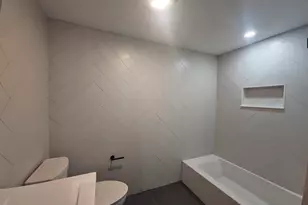 571 Quincy Shore Dr, Quincy, MA 02171 - Photo 16