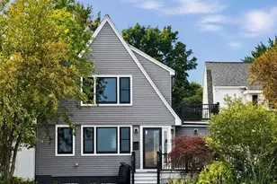 571 Quincy Shore Dr, Quincy, MA 02171 - Photo 1