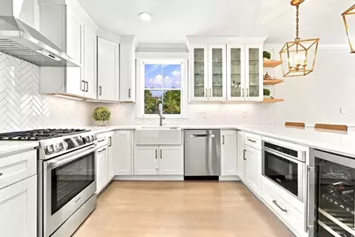 44 Sackville St, Boston, MA 02129 - Photo 2
