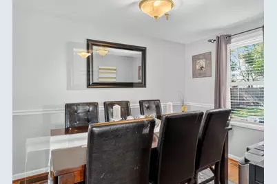 22 Byron St, Worcester, MA 01605 - Photo 12