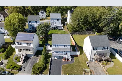 22 Byron St, Worcester, MA 01605 - Photo 30