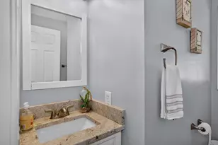 22 Byron St, Worcester, MA 01605 - Photo 10