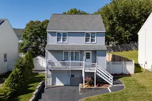 22 Byron St, Worcester, MA 01605 - Photo 32
