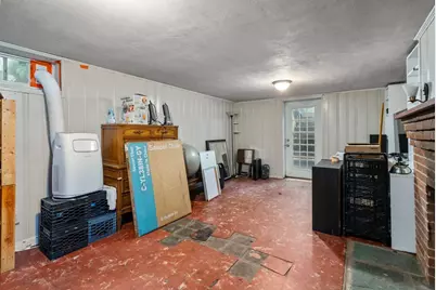 43 Winsor St, Ludlow, MA 01056 - Photo 36