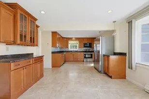 88 Darren Dr, Brockton, MA 02301 - Photo 4