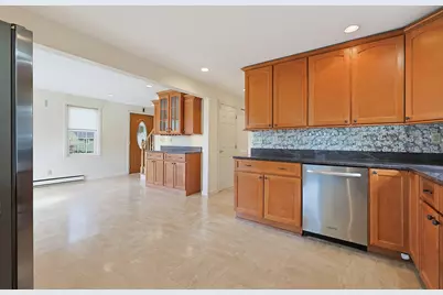 88 Darren Dr., Brockton, MA 02301 - Photo 6
