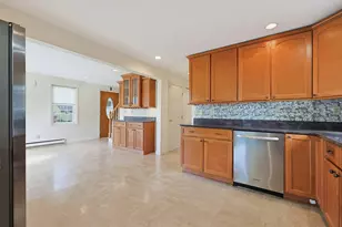 88 Darren Dr, Brockton, MA 02301 - Photo 6